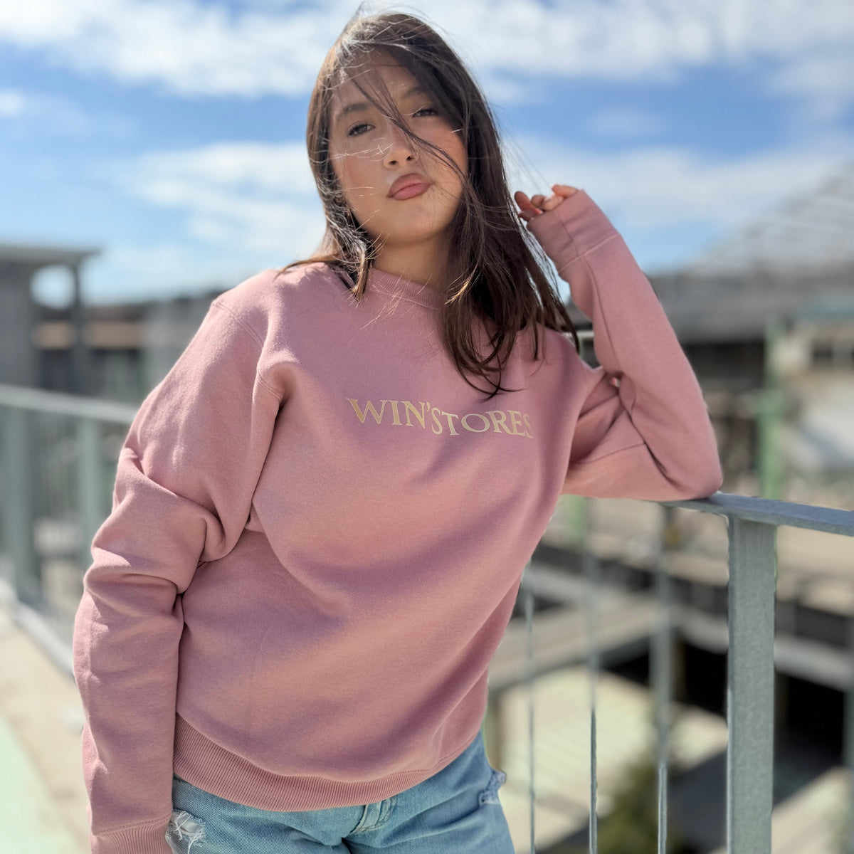 Sweat Rose Chest